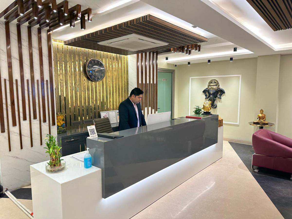 Rj Hotel - Managed By Atithi House Grander Noida Exterior foto