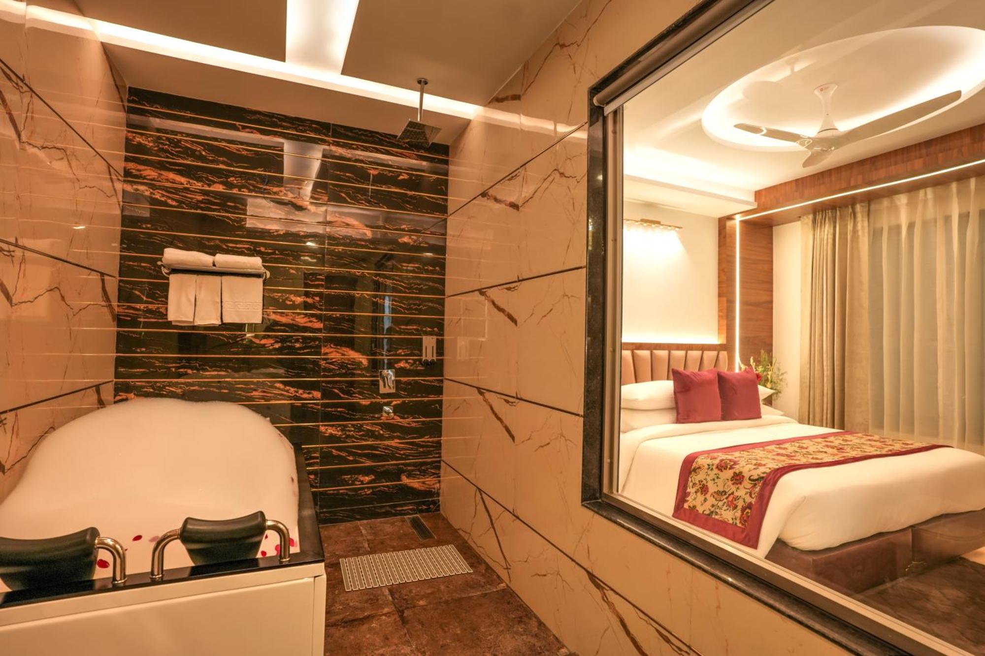 Rj Hotel - Managed By Atithi House Grander Noida Exterior foto