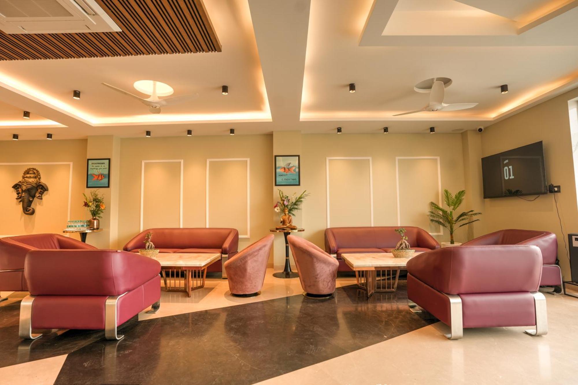 Rj Hotel - Managed By Atithi House Grander Noida Exterior foto
